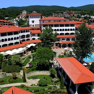 Üdülőközpont Helena Park *****