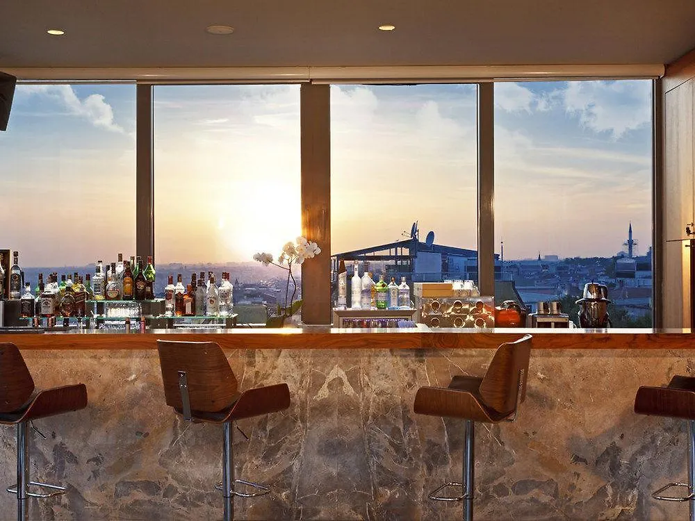 Hotel Arcadia Blue Istanbul 4*,