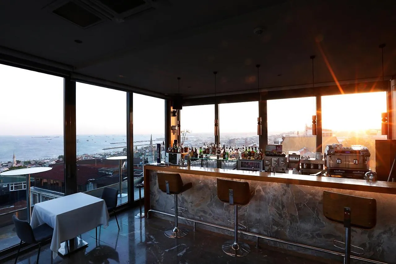 Hotel Arcadia Blue Istanbul 4*,